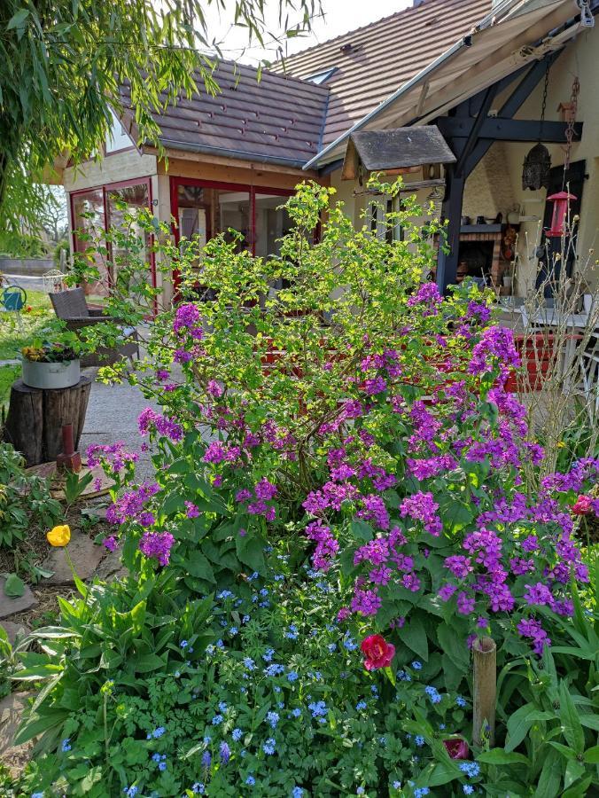Bed and Breakfast Le Grive Chevremont Exterior foto